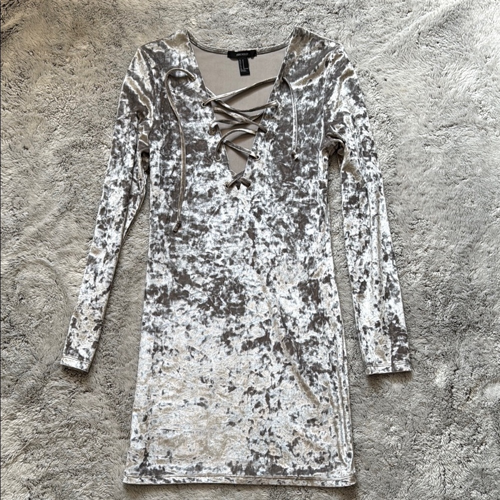 Silver Bodycon Velvet Mini Dress!